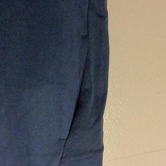 Oakley Dark Navy Small Vest 4 pockets 2 outside 2 inside - Picture 6 of 9